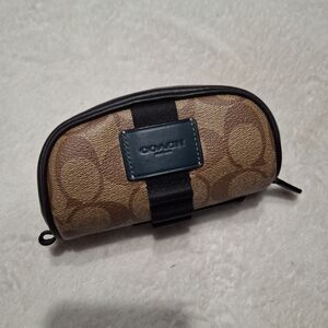 Coach Golf Kit Golf Balls Tees Divot Tool Zip Close Pouch Khaki/Gunmetal/Forest